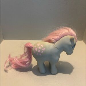 Vintage 1982 My Little Pony G1 Snuzzle MLP Grey Pink Hearts Hasbro horse cartoon